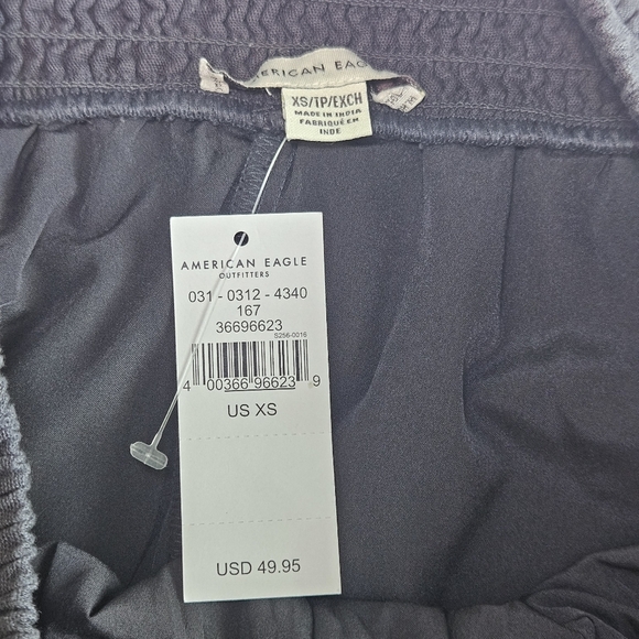 NWT!!! American Eagle Outfitters Black Mini Skirt with Lace, Size SX - Picture 3 of 4